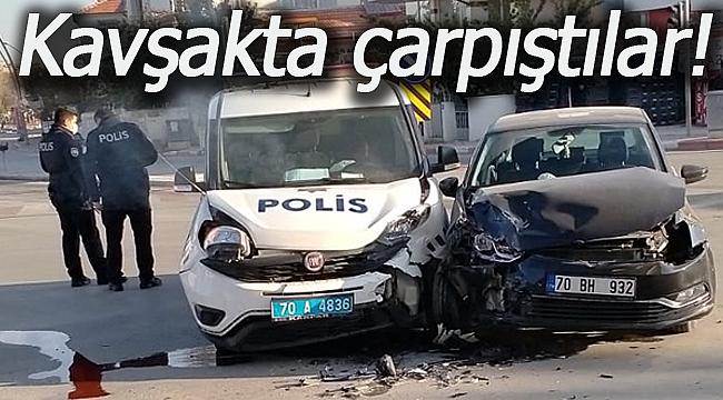 Polis aracı kavşakta başka araçla çarpıştı