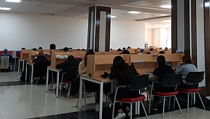 Karaman'da vizeler öncesi kütüphanede yoğunluk başladı