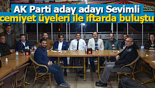 Sevimli gazetecilerle iftarda buluştu
