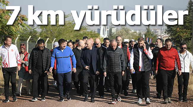 7 km yürüdüler