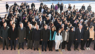 6 şubat depremi okullarda anıldı 