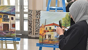 Üniversiteli öğrencilerden 'Karaman Esintileri' konulu sergi